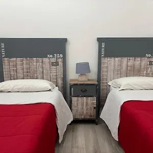 Cala Azzurra And Holidays House Couette-café